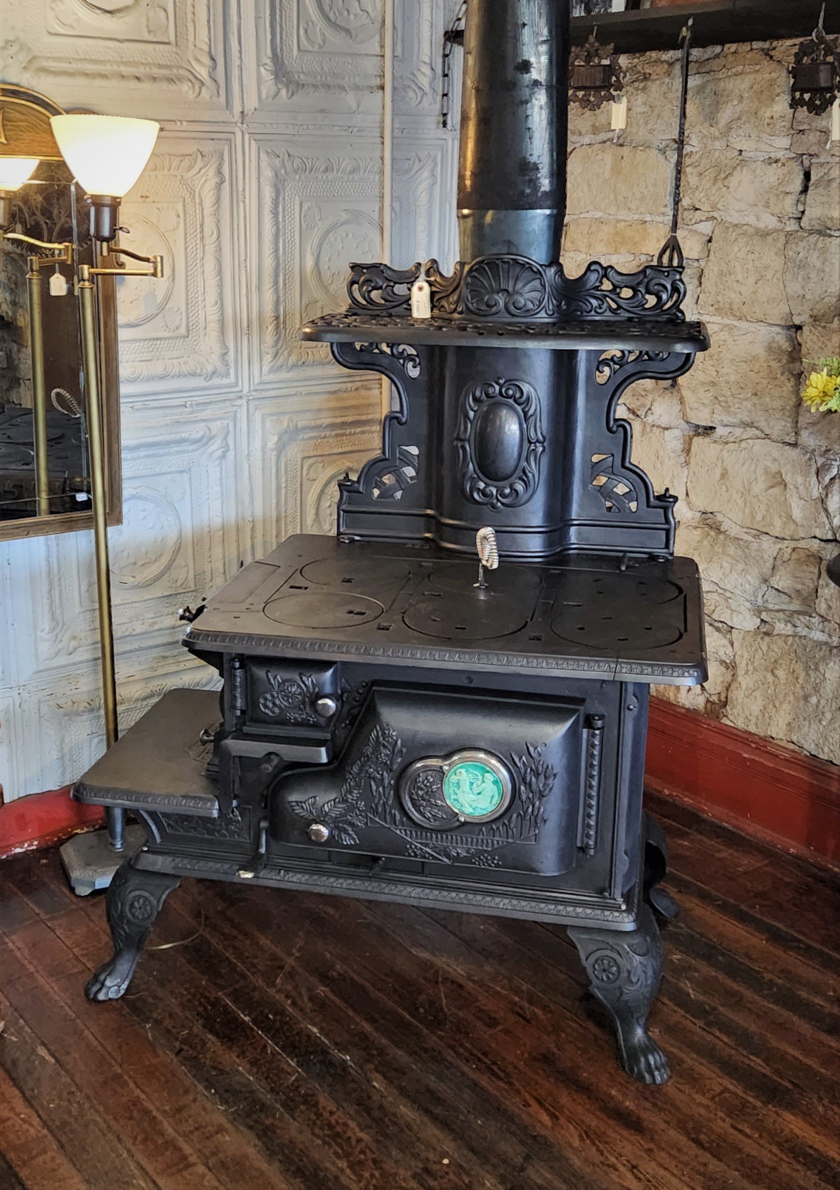 Antique Wood Stoves — Mill Creek Antiques (Home)